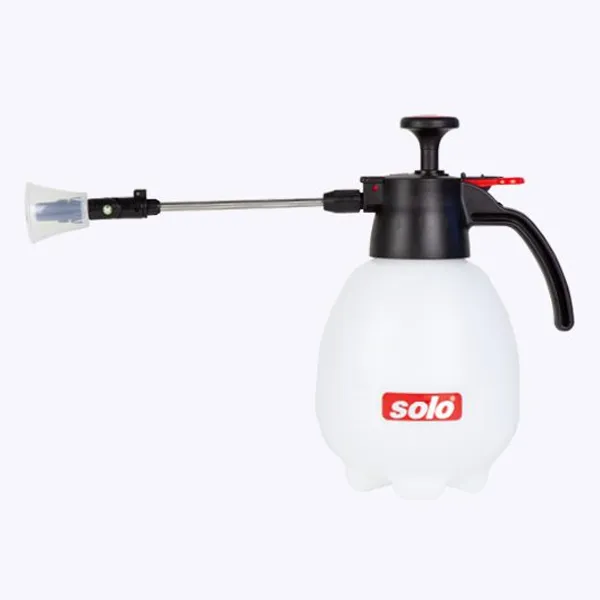 SOLO 402 - 2 Litre Manual Sprayer SOLO 402 - 2 Litre Manual Sprayer