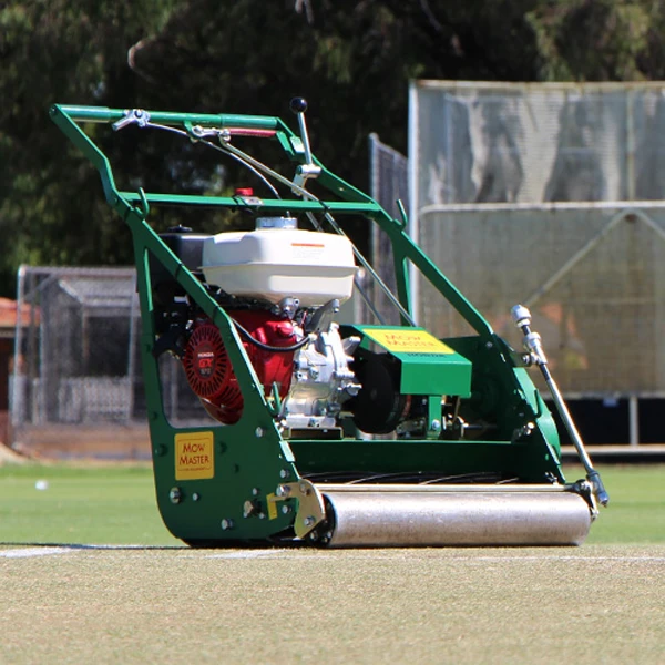 MOW MASTER Cricket Pitch Cylinder Mower-1 MOW MASTER Cricket Pitch Cylinder Mower-1