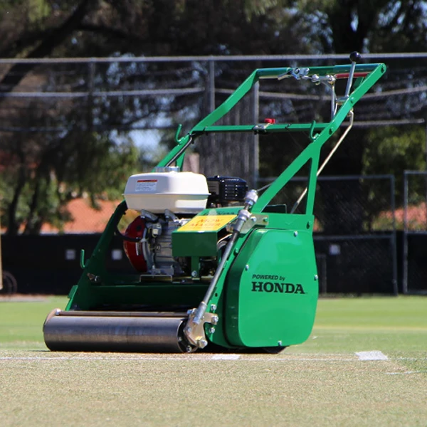 MOW MASTER Cricket Pitch Cylinder Mower-2 MOW MASTER Cricket Pitch Cylinder Mower-2
