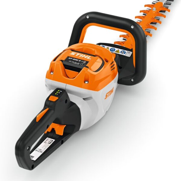 STIHL HSA 140 T Battery Hedge Trimmer OBLIQUE STIHL HSA 140 T Battery Hedge Trimmer