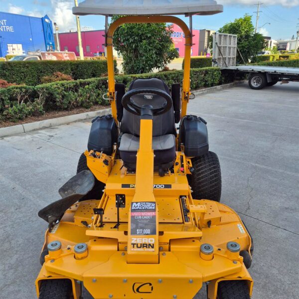 CUB CADET PRO Z 760s Zero Turn Mower (Trade-in) CUB CADET PRO Z 760s Zero Turn Mower (Trade-in)